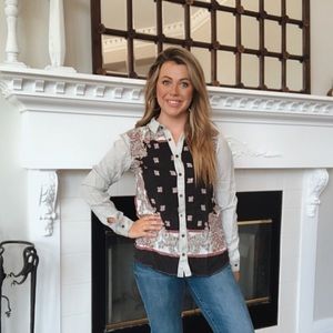 Emberley Scarf Print Button Down Shirt Size Small